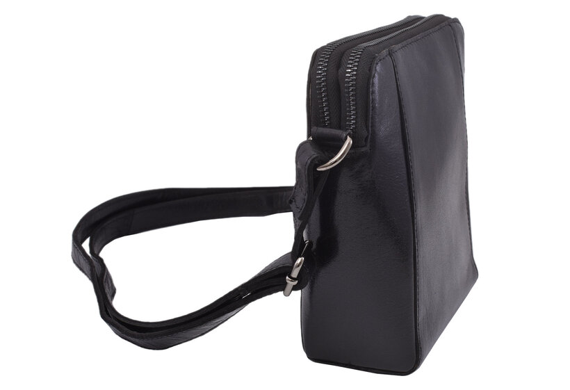 Dámska kožená crossbody kabelka čierna 250125