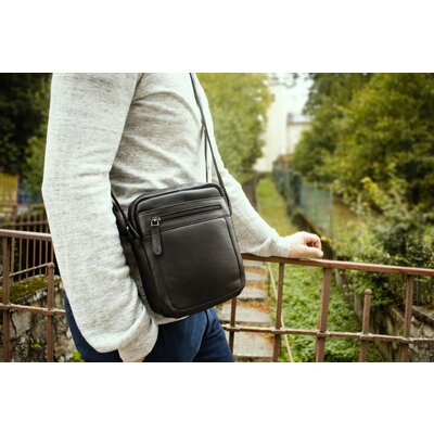 Pánske kožené crossbody čierna nappa V 250587